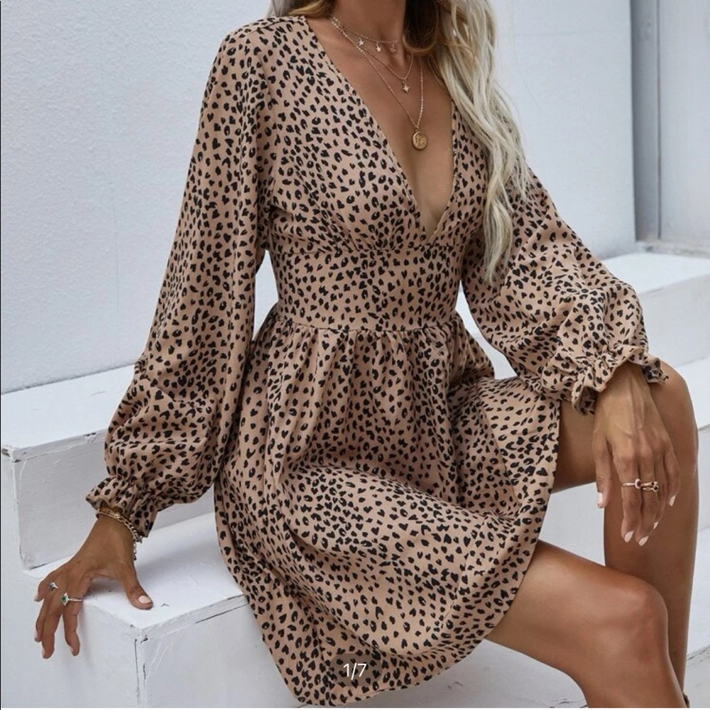 Cute summer/spring Leopard dress